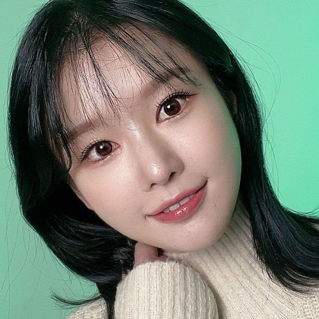 ウィーバース美容外科で目の再手術、鼻の再手術をして3ヶ月になりました