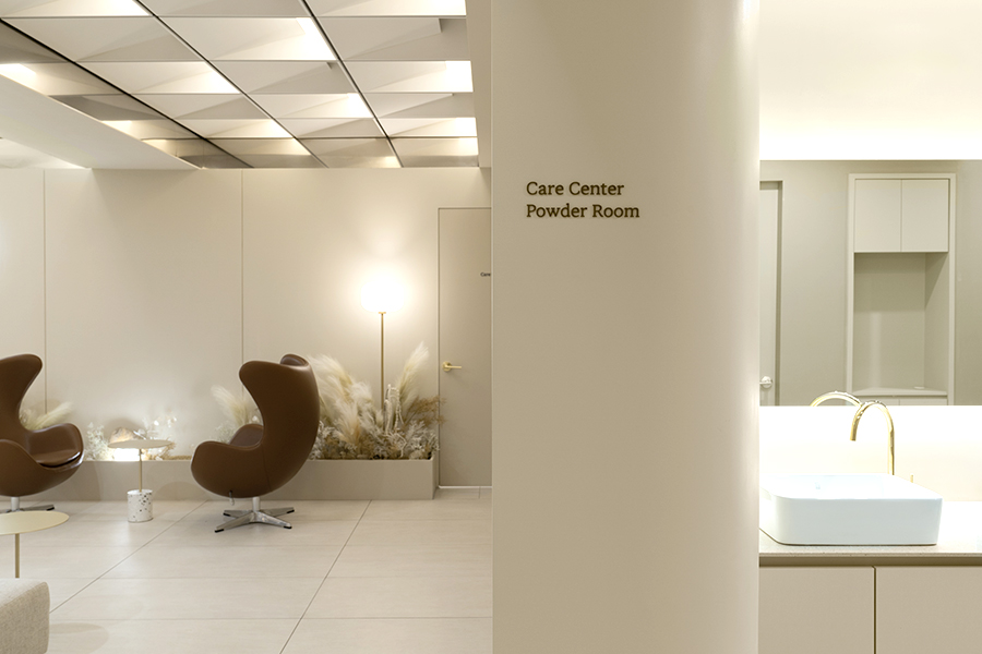 オールリティング美容外科 - 写真 8