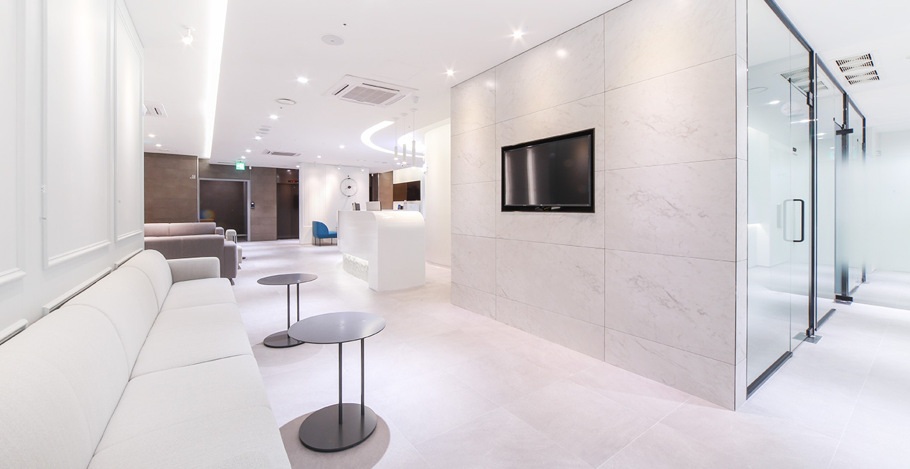 ウィバース整形外科 - 写真 4